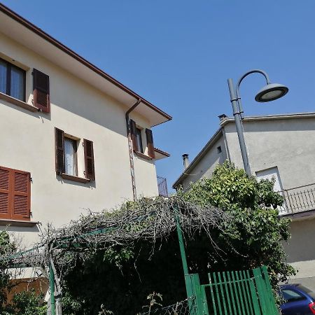 Mille Papaveri Rossi Casa Di Angela Serravalle di Chienti Eksteriør bilde