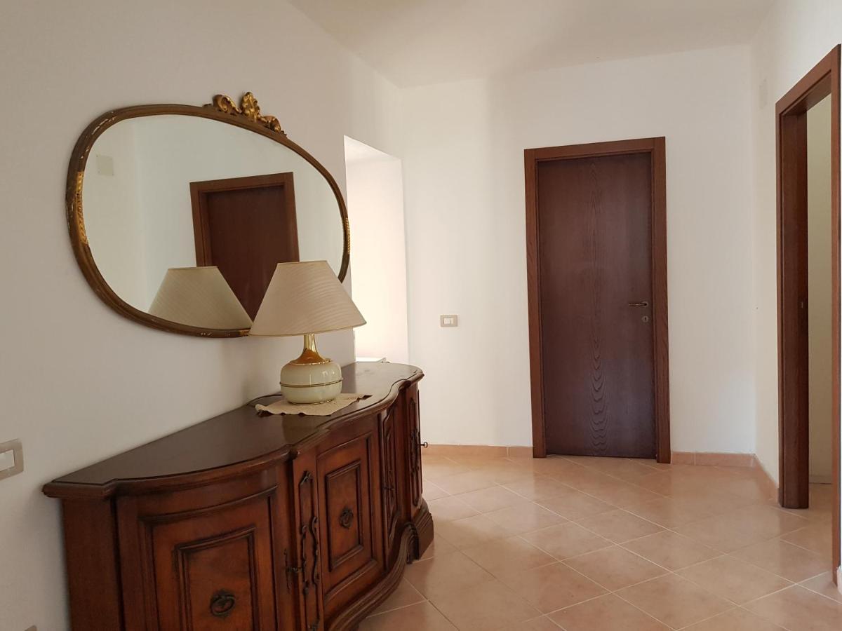 Mille Papaveri Rossi Casa Di Angela Serravalle di Chienti Eksteriør bilde