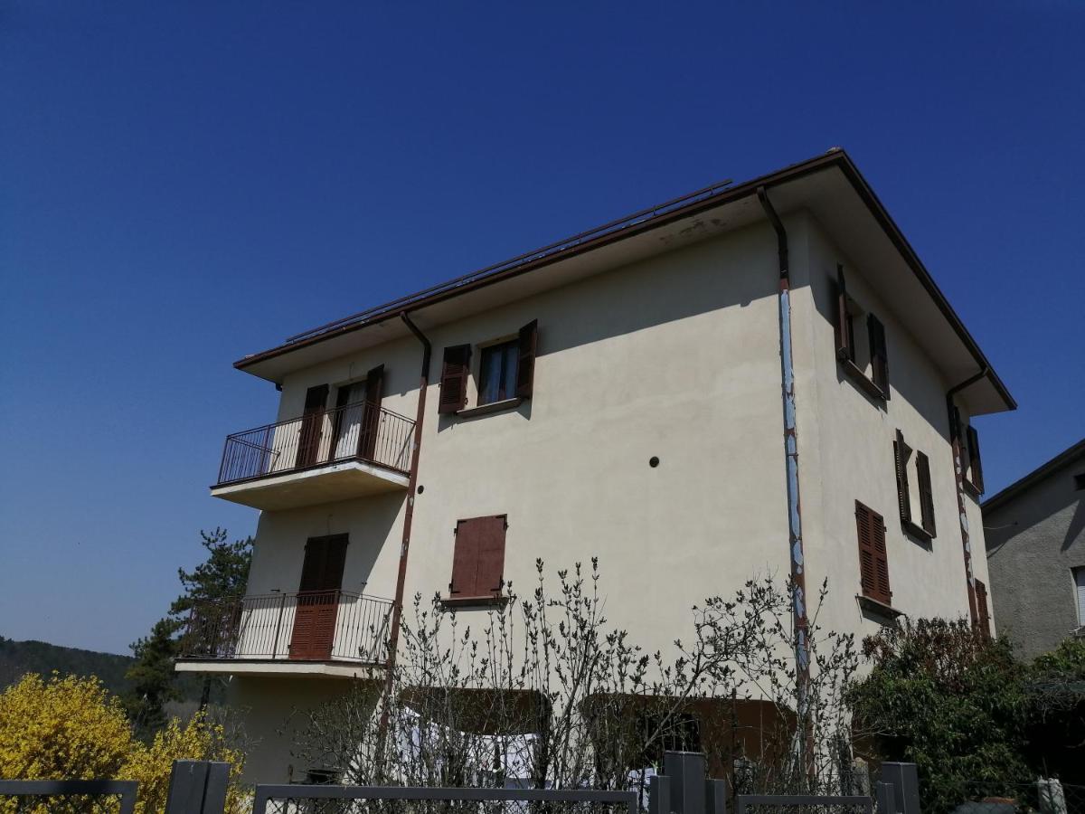 Mille Papaveri Rossi Casa Di Angela Serravalle di Chienti Eksteriør bilde