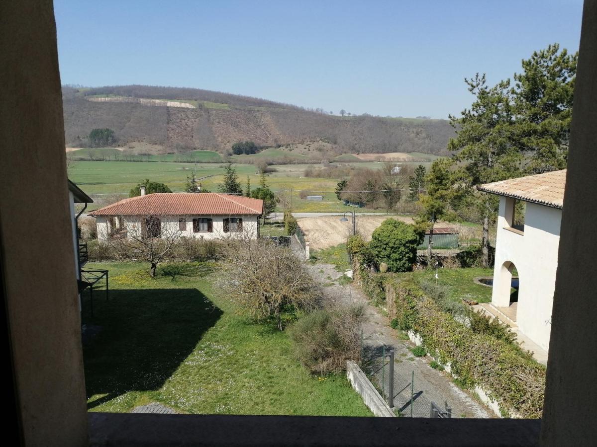 Mille Papaveri Rossi Casa Di Angela Serravalle di Chienti Eksteriør bilde