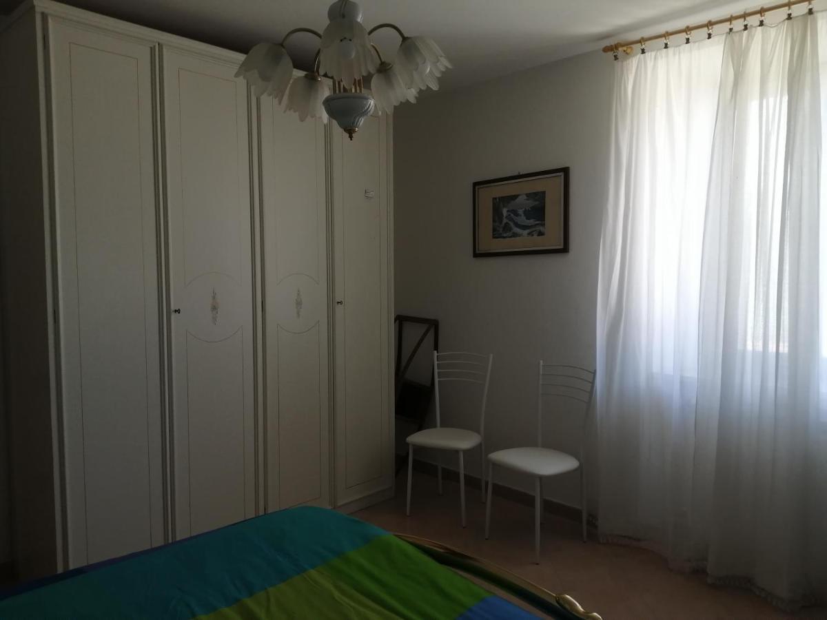 Mille Papaveri Rossi Casa Di Angela Serravalle di Chienti Eksteriør bilde