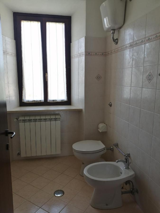 Mille Papaveri Rossi Casa Di Angela Serravalle di Chienti Eksteriør bilde